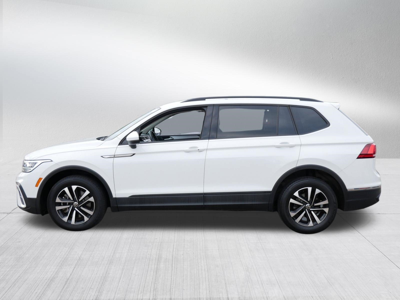 Certified 2023 Volkswagen Tiguan S w/ Driver Assistance Package AWD/4WD image 4