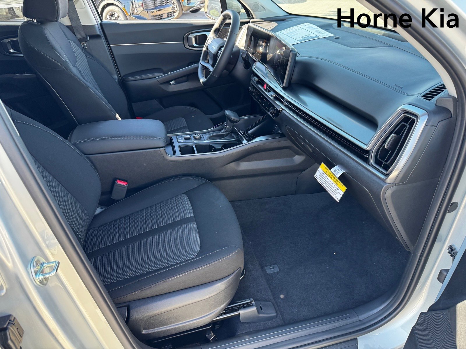 New 2026 Kia Sorento LX image 18