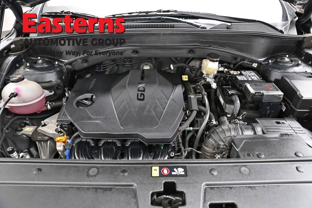 Used 2022 Hyundai Santa Fe SEL w/ Convenience + Premium Package AWD/4WD image 7