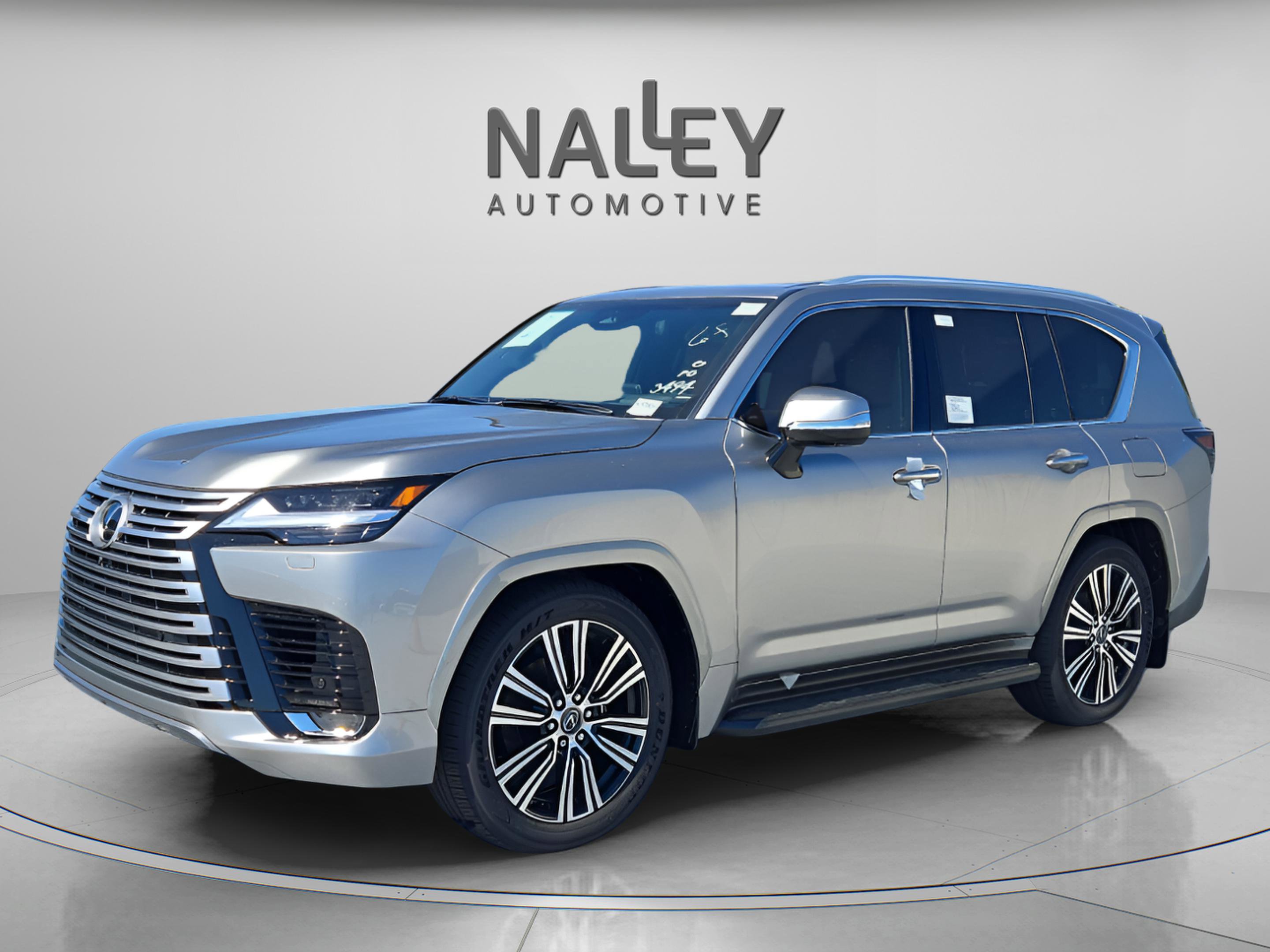 New 2025 Lexus LX 600 4WD w/ Luxury Package