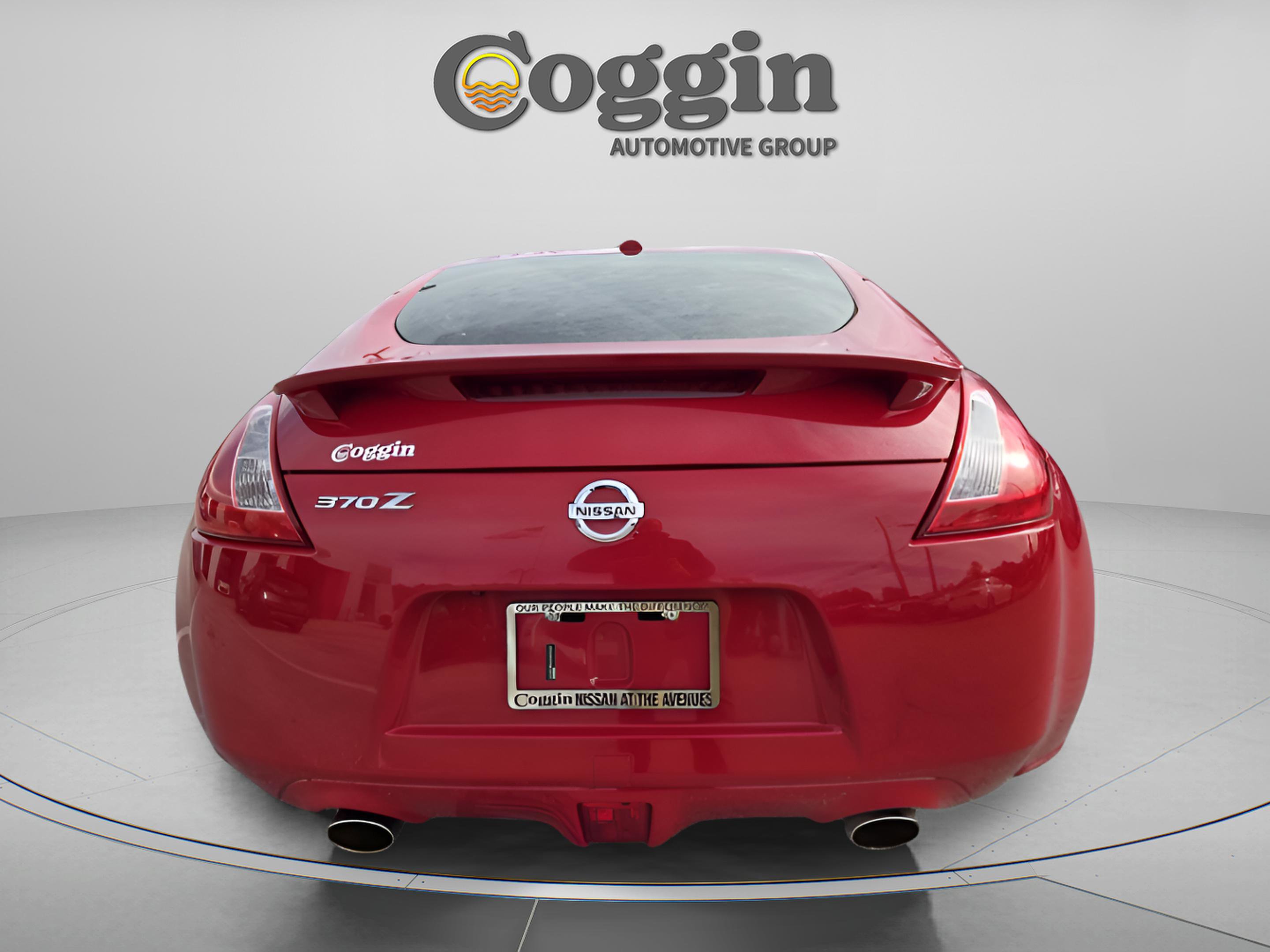 Used 2016 Nissan 370Z Sport Tech image 3