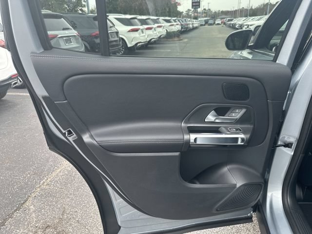 Used 2026 Mercedes-Benz GLB 250 image 23