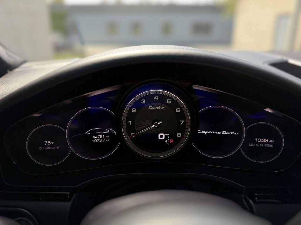 Used 2021 Porsche Cayenne Turbo AWD/4WD image 33