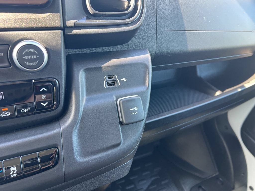 Used 2025 RAM ProMaster 2500 w/ Convenience Group FWD image 59
