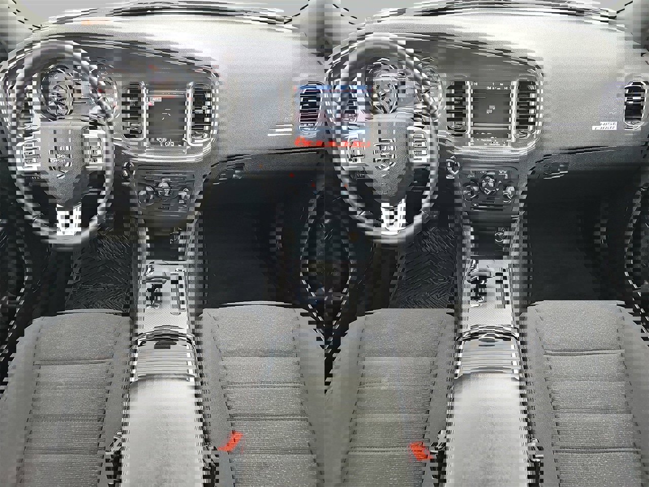 Used 2014 Dodge Charger SXT image 9