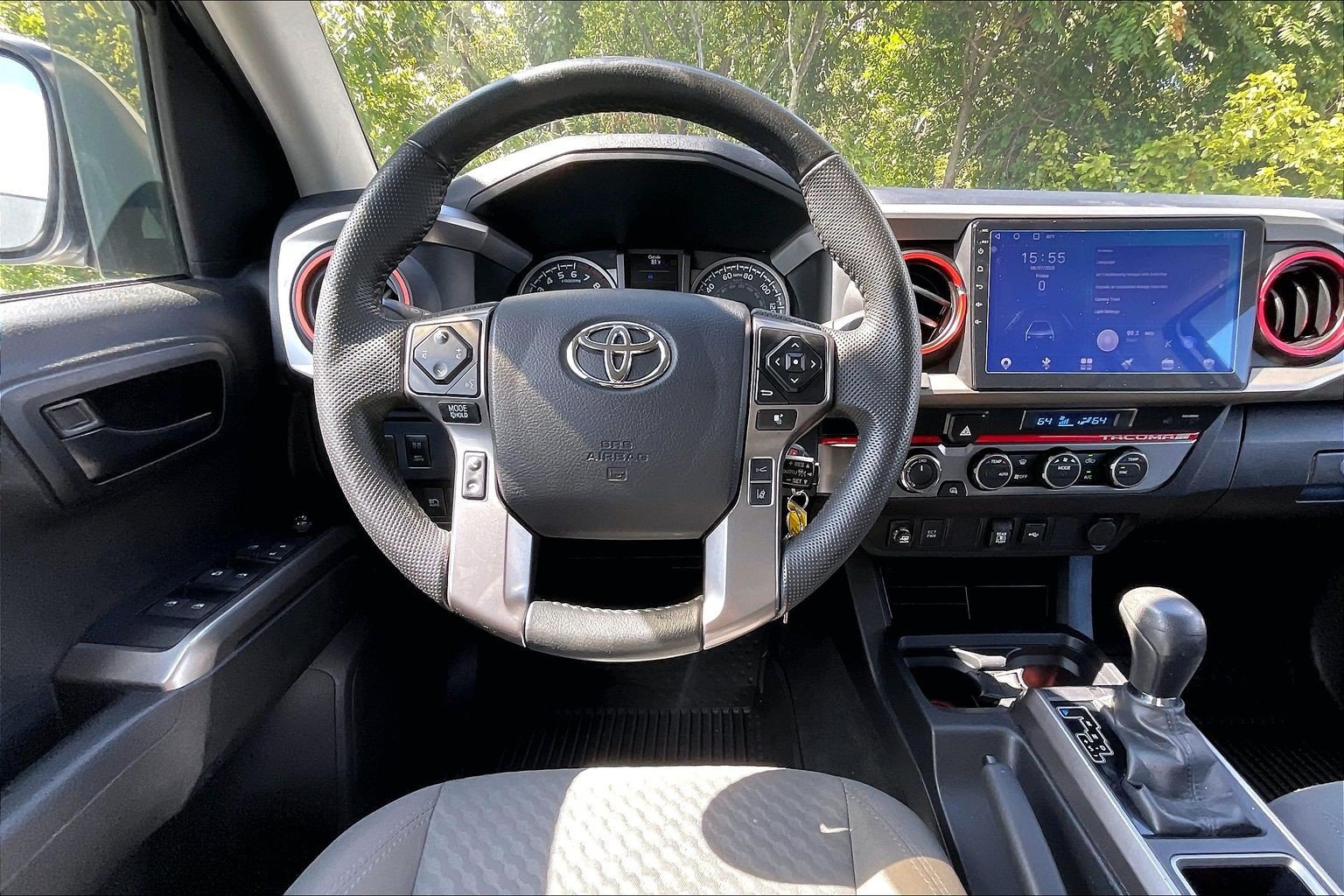 Used 2022 Toyota Tacoma SR5 AWD/4WD image 5