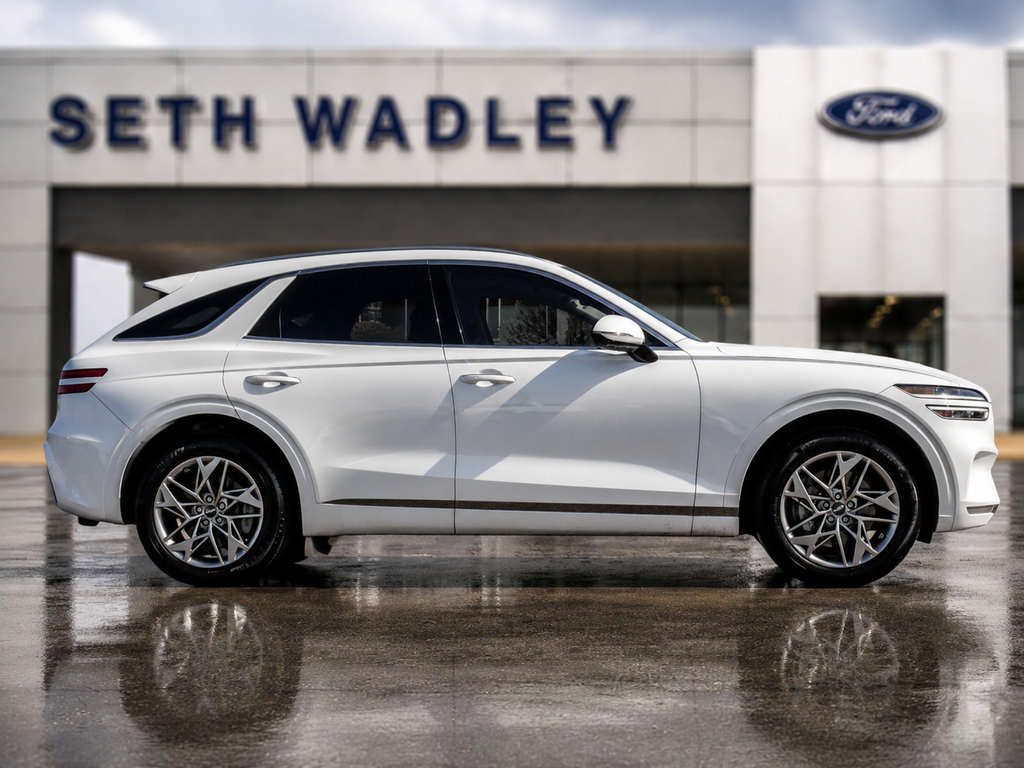 Used 2024 Genesis GV70 2.5T w/ Advanced Package AWD/4WD image 8