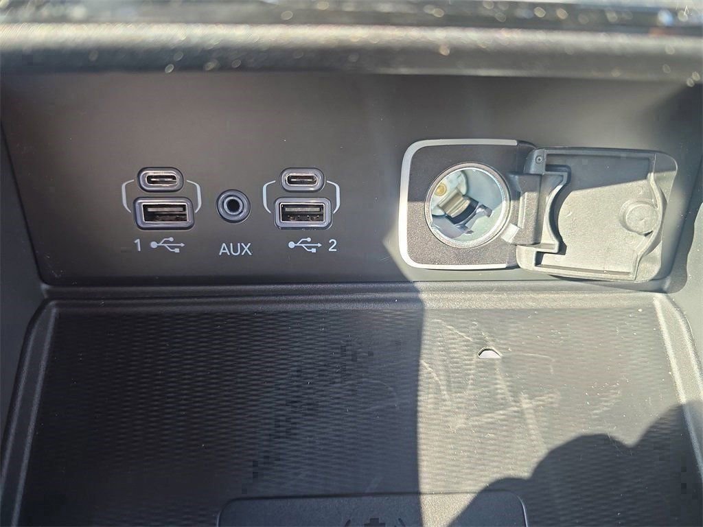 New 2025 Jeep Grand Cherokee L Altitude image 21