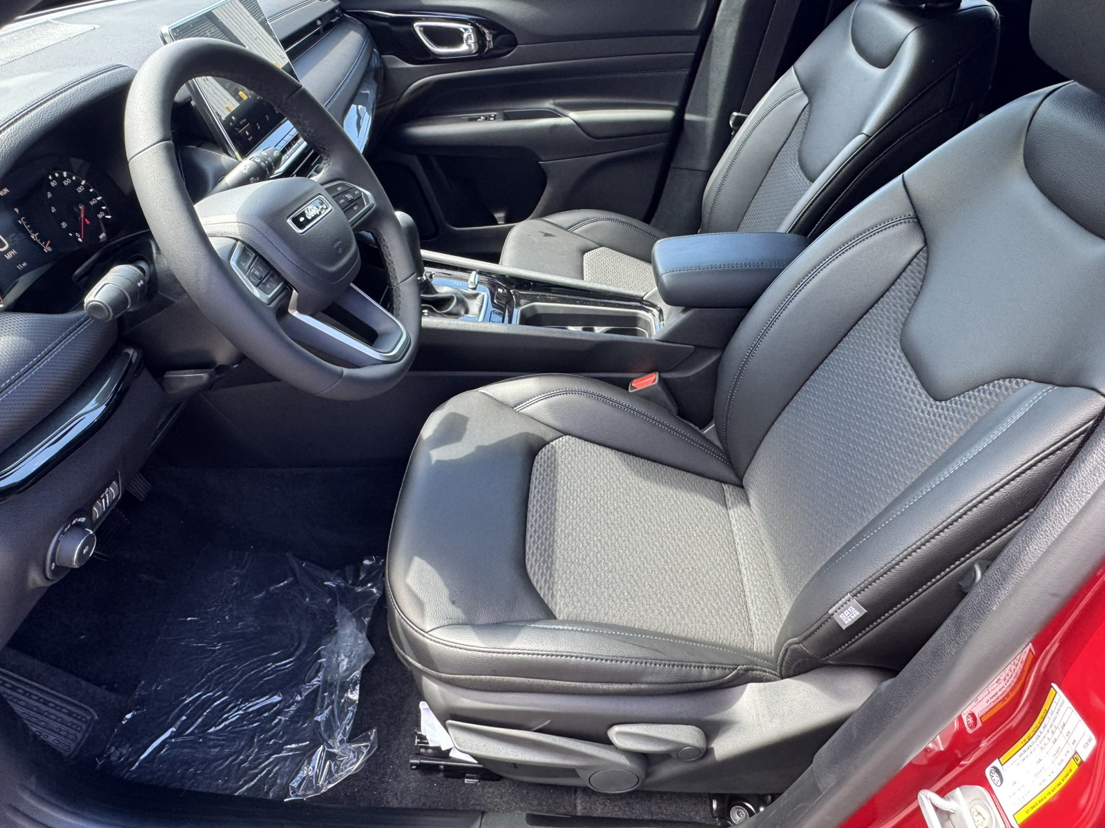 New 2026 Jeep Compass Latitude AWD/4WD image 9
