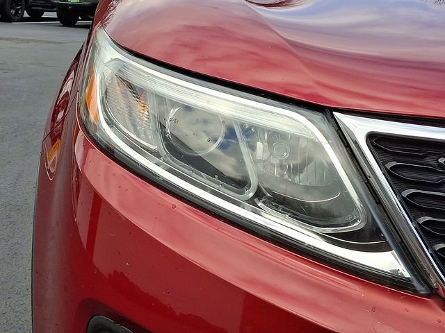 Used 2015 Kia Sorento LX image 10
