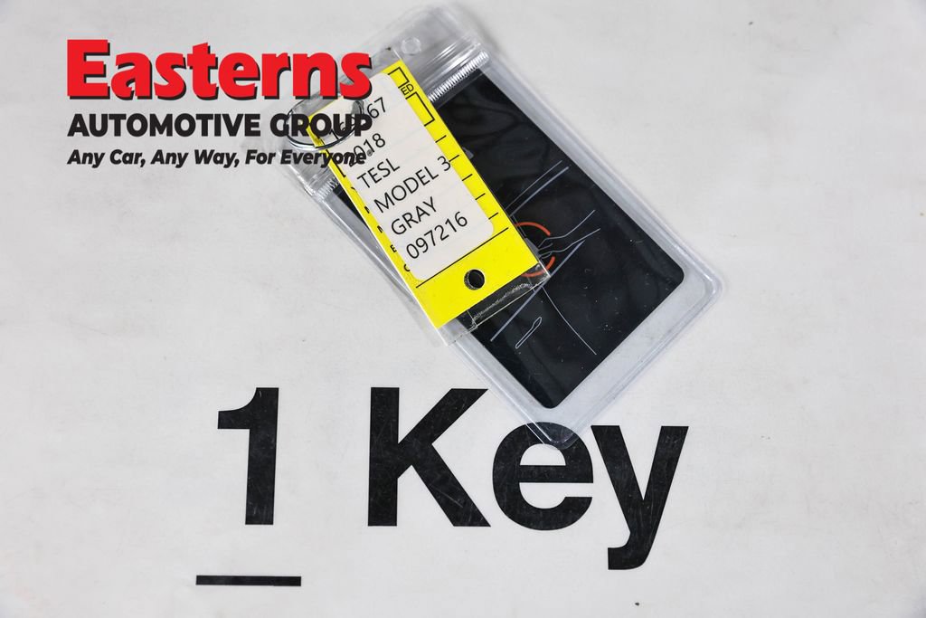 Used 2018 Tesla Model 3 Long Range image 19