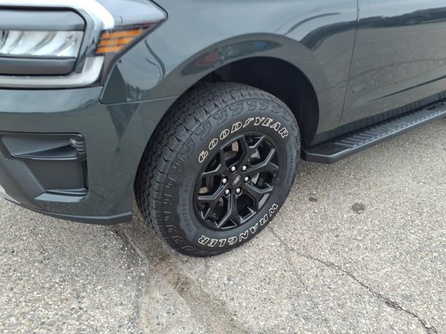 Used 2023 Ford Expedition Timberline AWD/4WD image 4