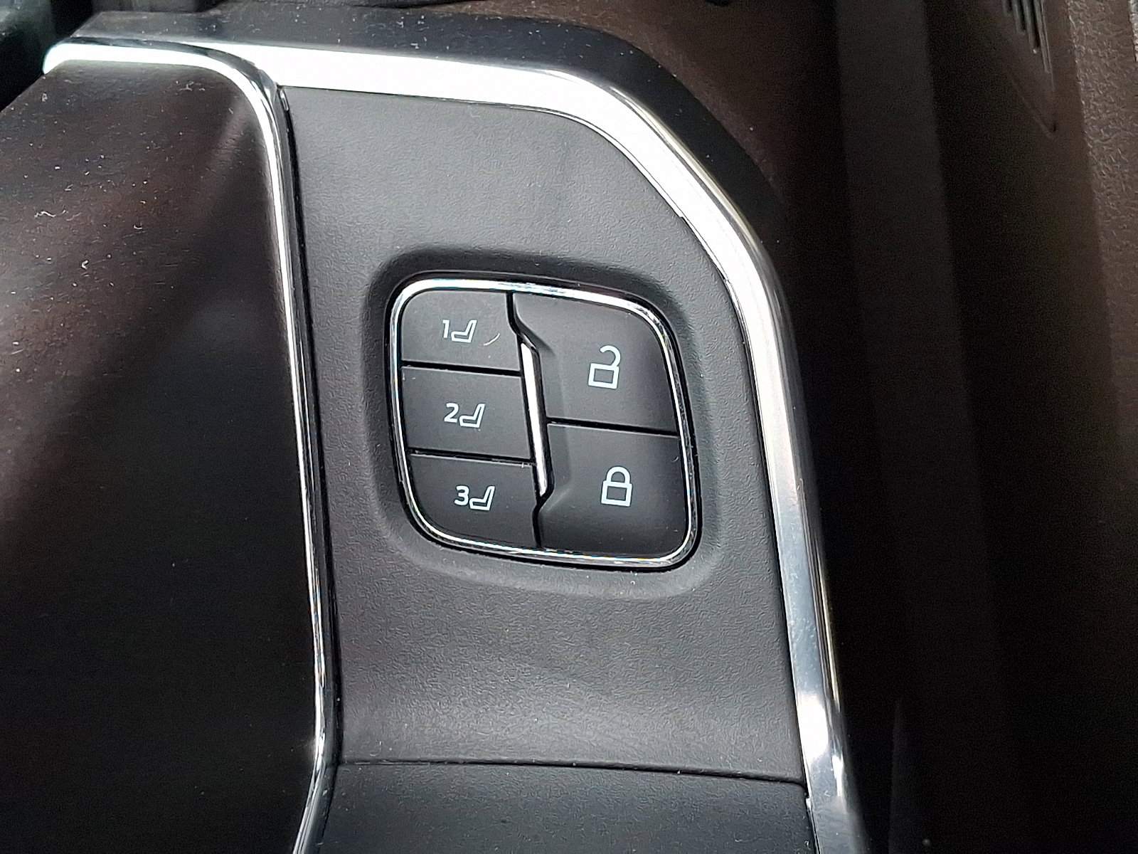 Certified 2025 Ford F450 King Ranch w/ Chrome Package image 32