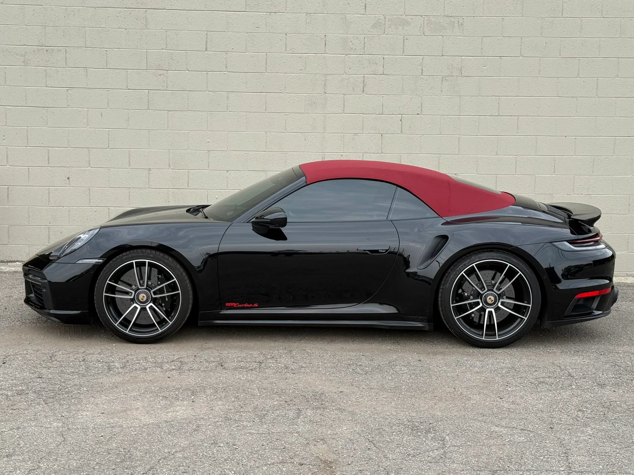 Used 2024 Porsche 911 Turbo S AWD/4WD image 5
