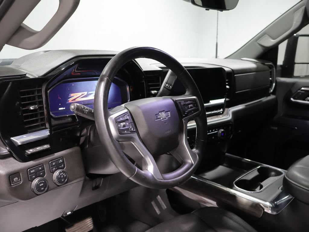 Used 2024 Chevrolet Silverado 2500 LTZ w/ LTZ Plus Package AWD/4WD image 15