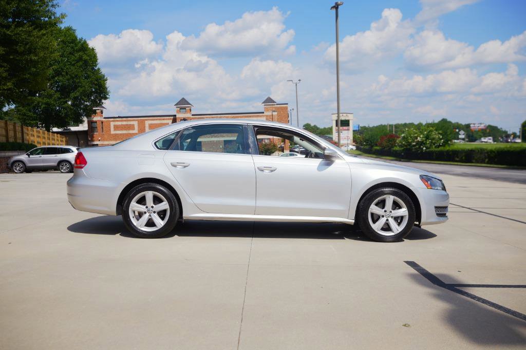 Used 2012 Volkswagen Passat 2.5 SE image 4