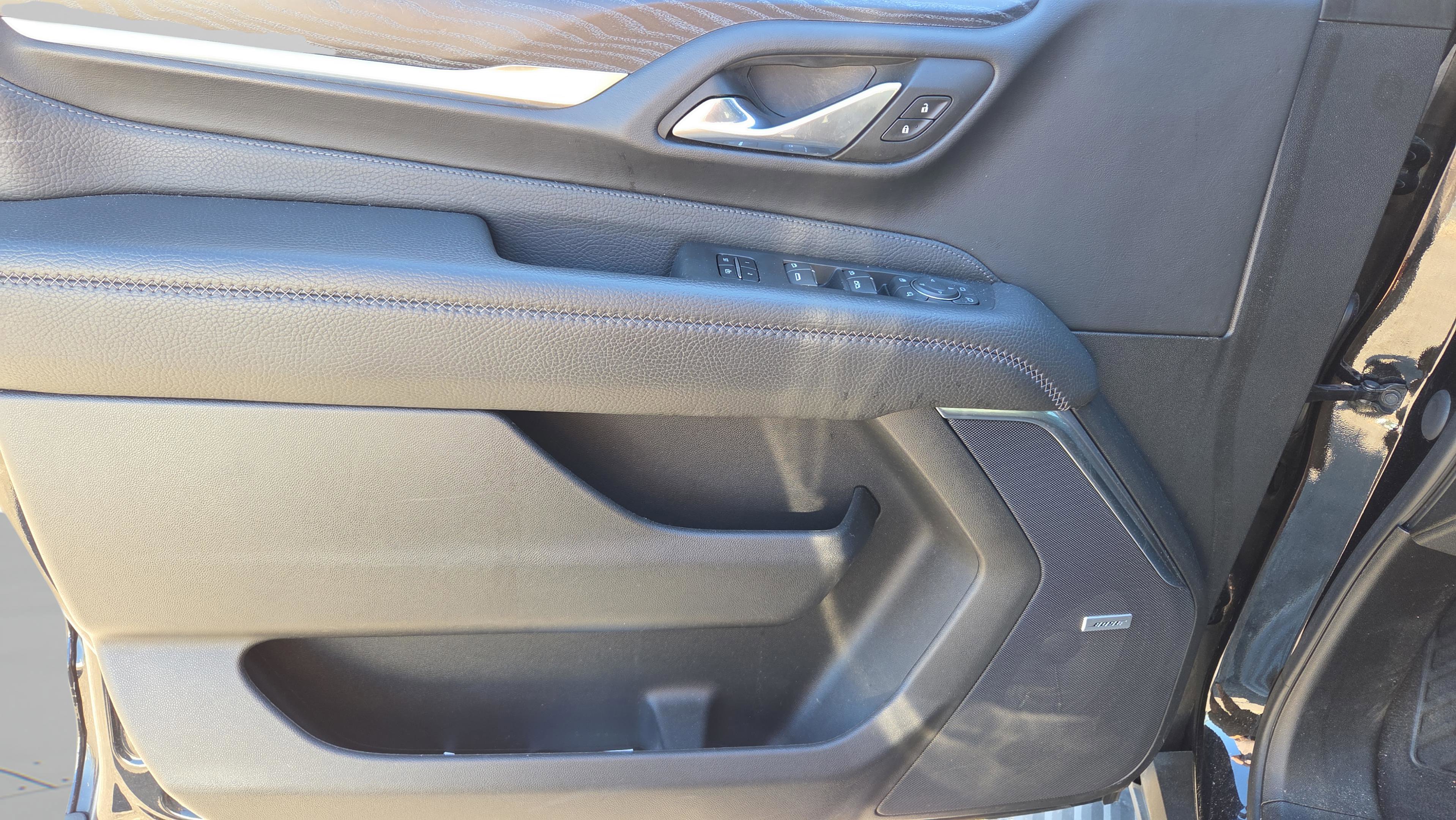 Used 2023 GMC Yukon XL Denali w/ Denali Reserve Package image 20