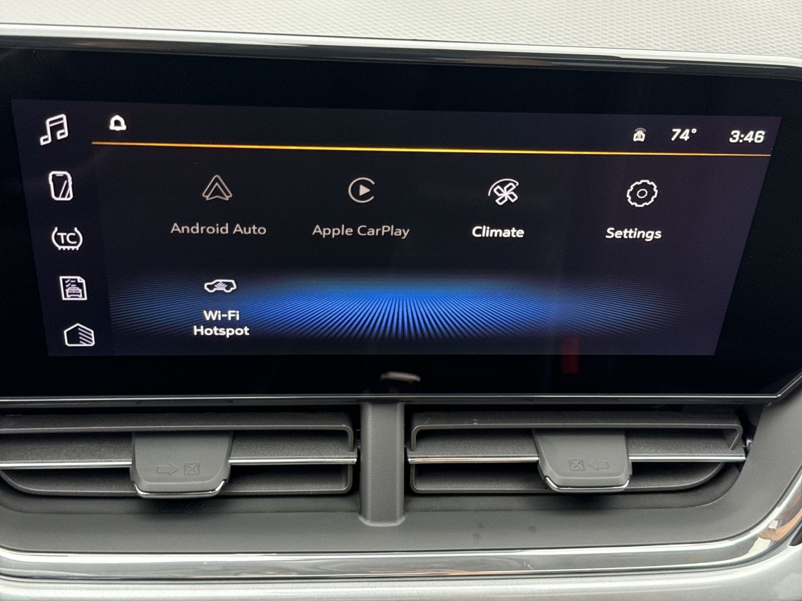 New 2026 Chevrolet Trax LT w/ Sunroof Package FWD image 21