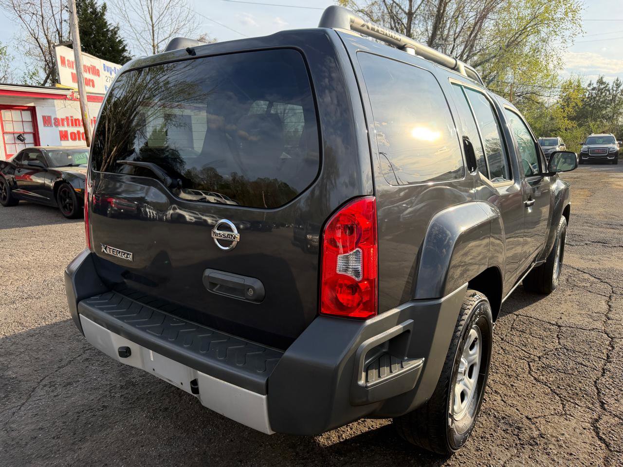 Used 2015 Nissan Xterra X RWD image 5