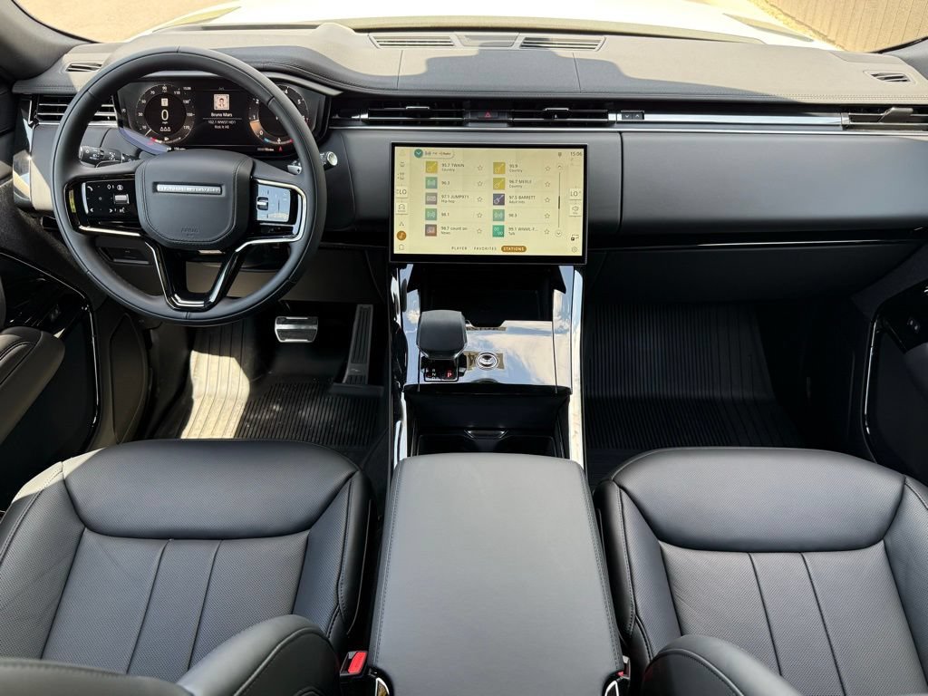 New 2026 Land Rover Range Rover Sport Dynamic SE AWD/4WD image 15