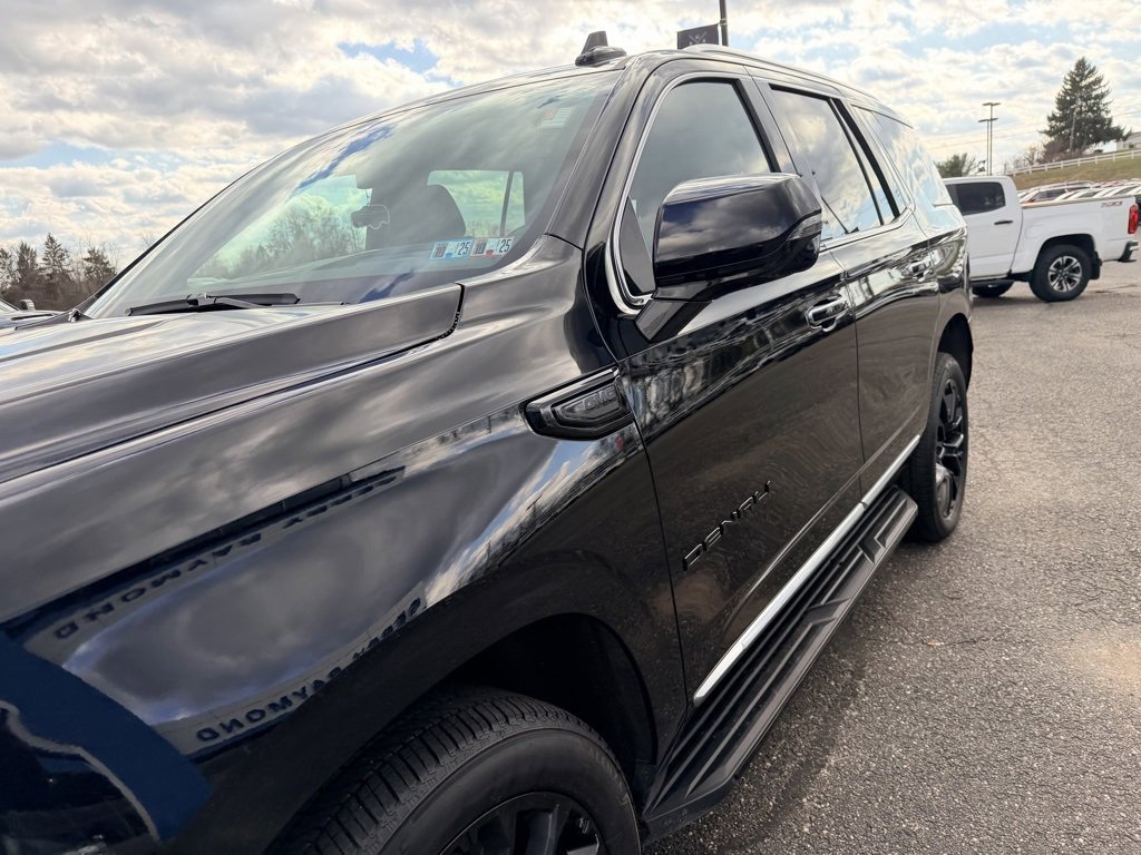 Used 2023 GMC Yukon Denali image 13