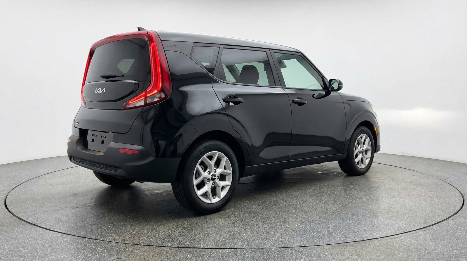 Used 2025 Kia Soul LX w/ LX Technology Package image 9