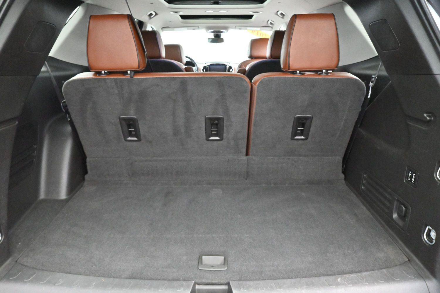 Used 2019 Chevrolet Traverse High Country w/ LPO, Floor Liner Package AWD/4WD image 10