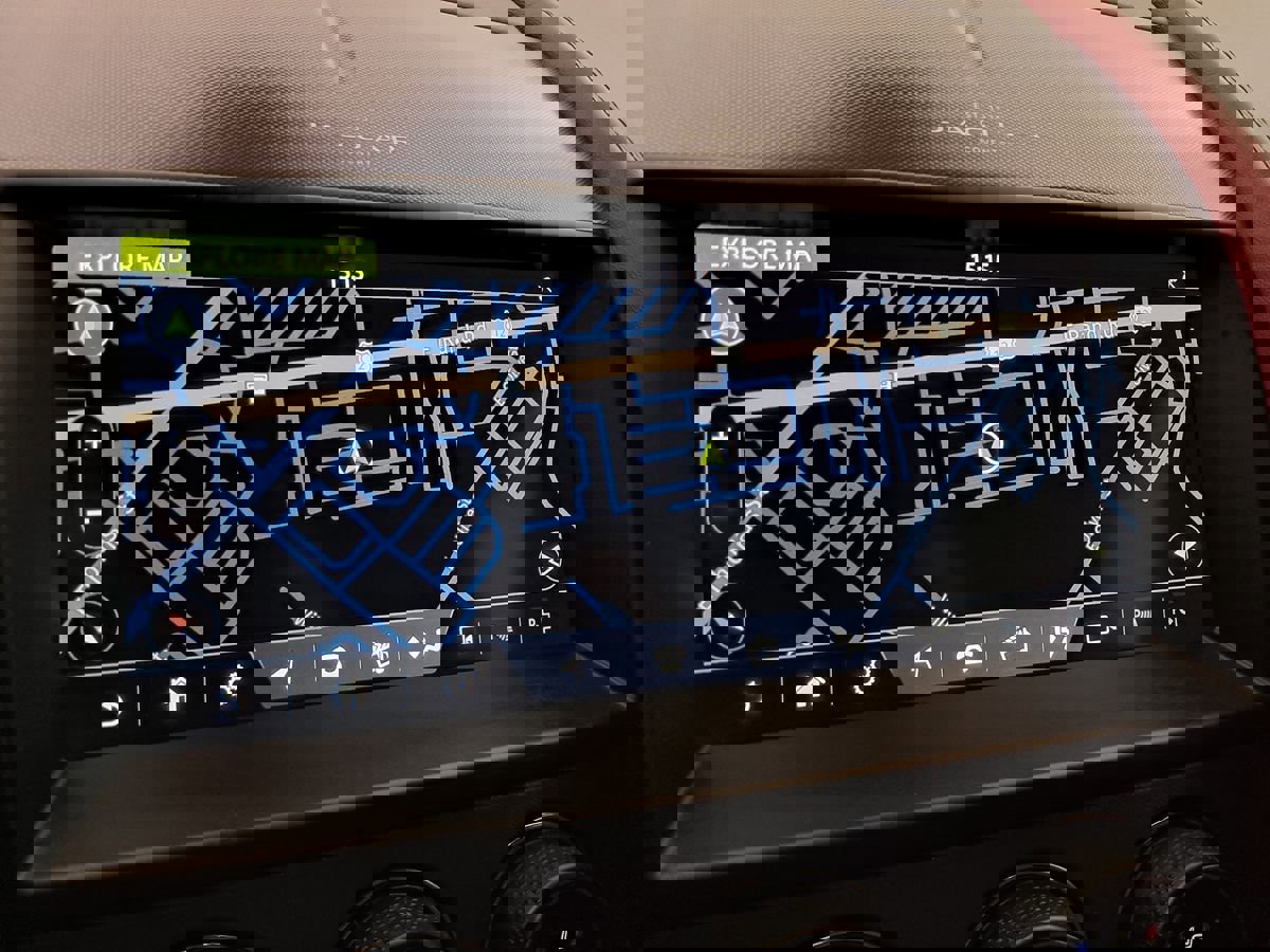 Used 2021 Jaguar F-TYPE Convertible image 31