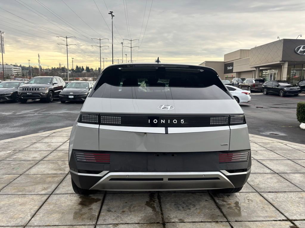 Certified 2024 Hyundai Ioniq 5 SE image 10