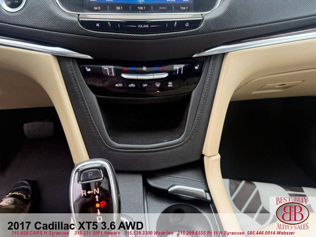 Used 2017 Cadillac XT5 Luxury w/ Driver Awareness Package AWD/4WD image 23