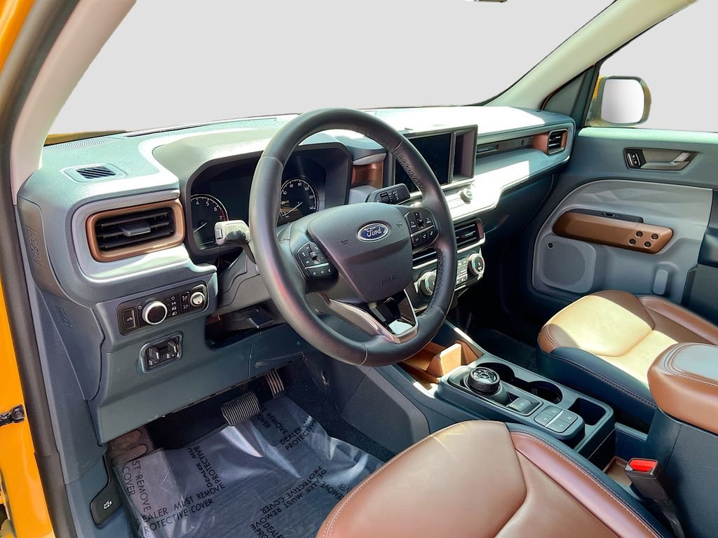 Used 2023 Ford Maverick Lariat w/ Lariat Luxury Package image 9