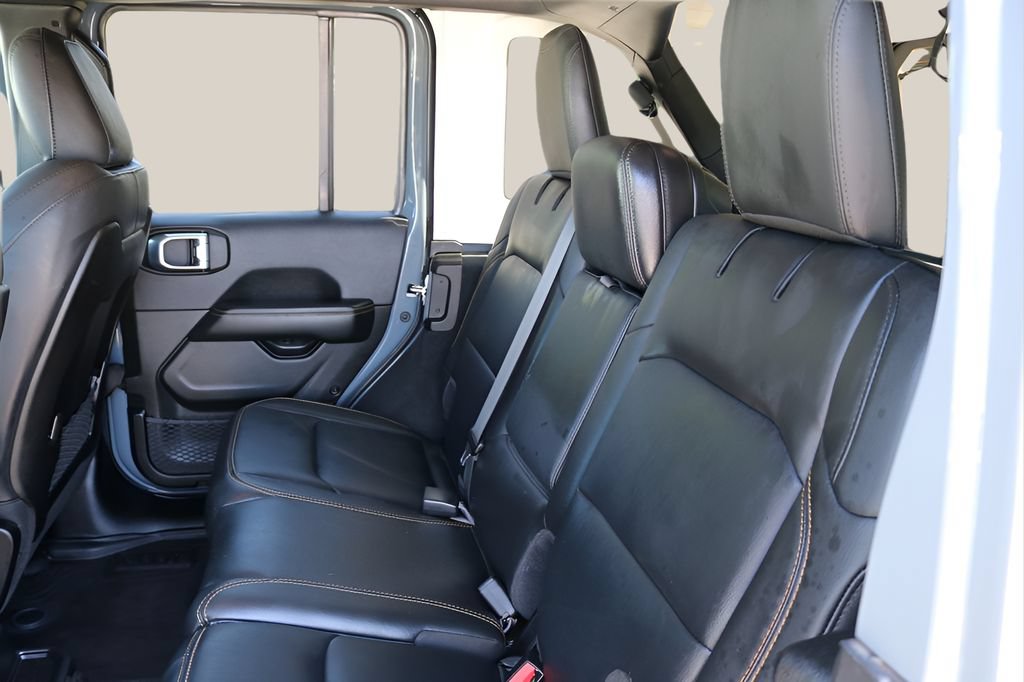 Used 2026 Jeep Wrangler Unlimited Sahara w/ Safety Group AWD/4WD image 16