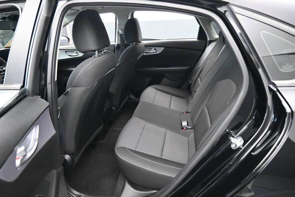 Used 2024 Kia Forte LXS w/ LXS Technology Package FWD image 27
