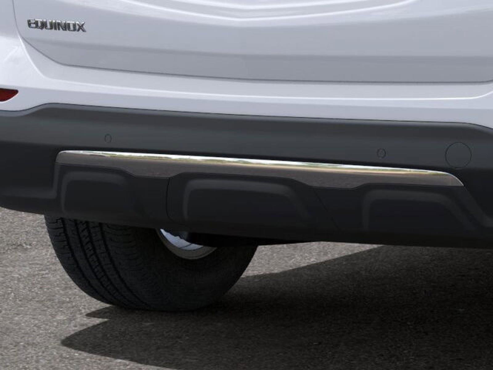 New 2024 Chevrolet Equinox LT image 14