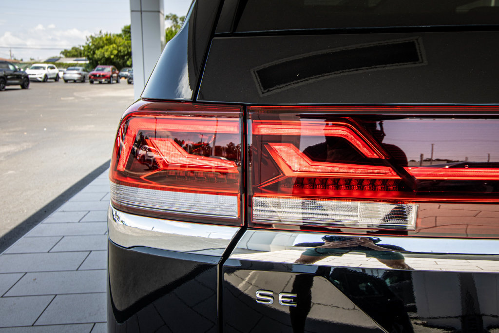 New 2026 Volkswagen Atlas SE FWD image 13