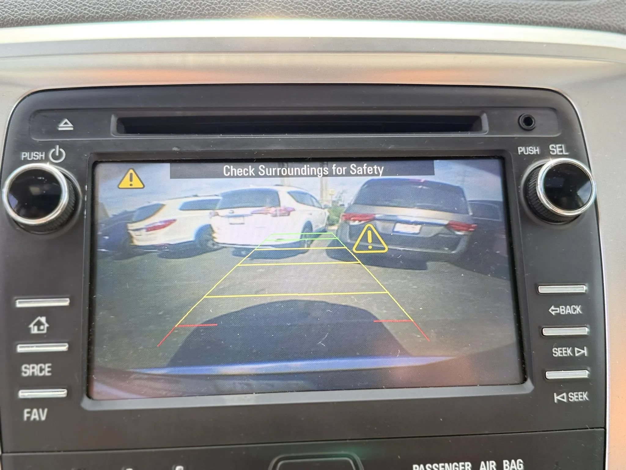 Used 2015 GMC Acadia SLE AWD/4WD image 23