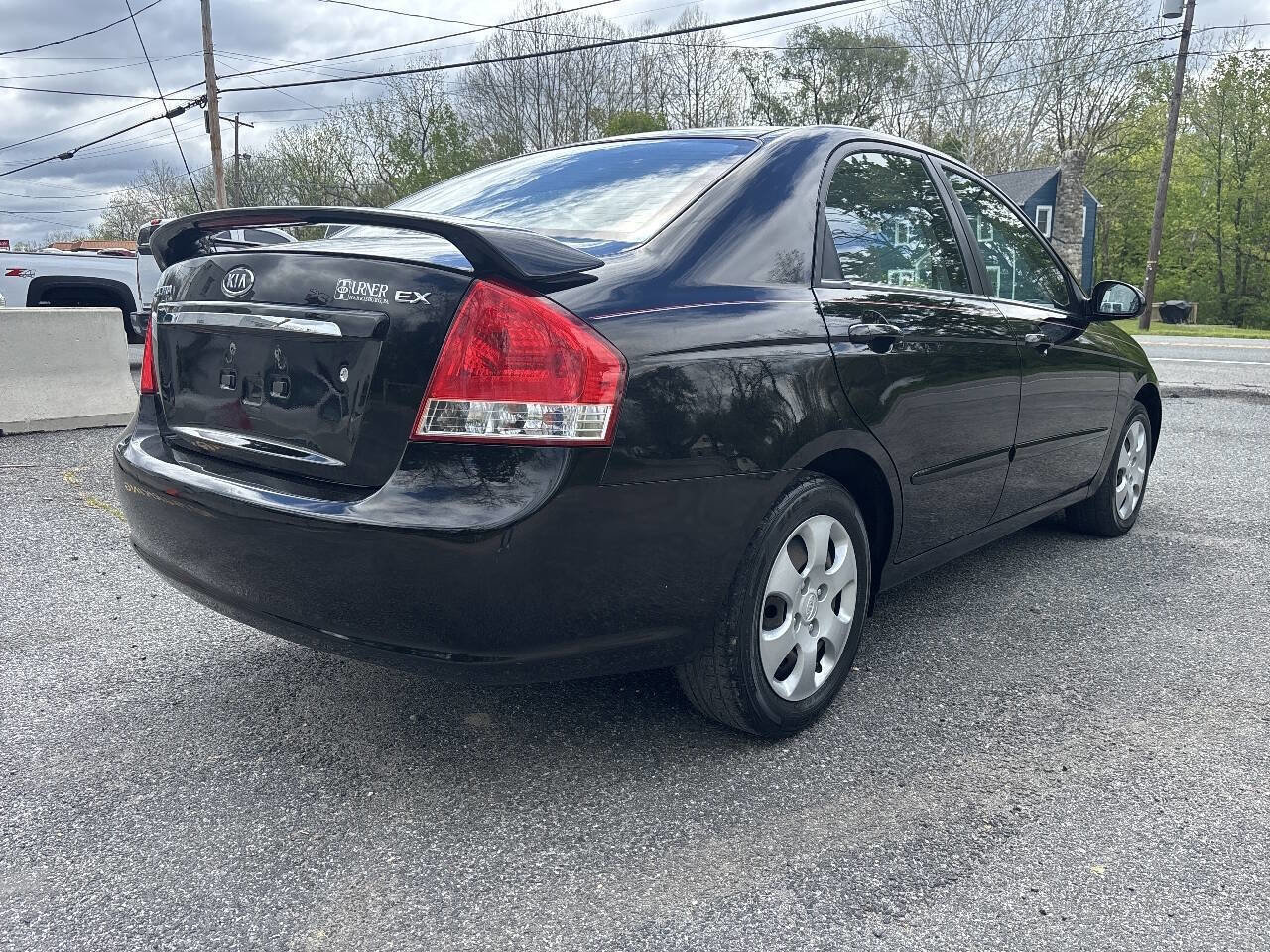 Used 2009 Kia Spectra EX FWD image 12