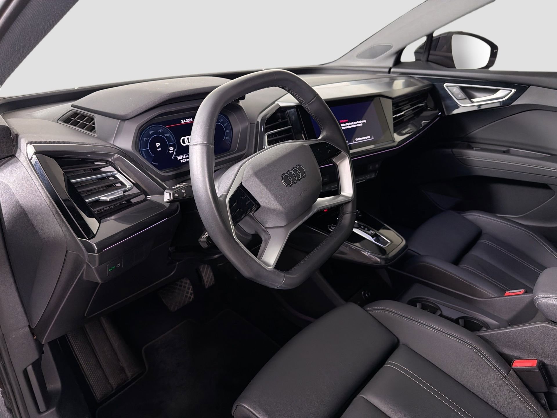 Used 2022 Audi Q4 e-tron Premium Plus image 10
