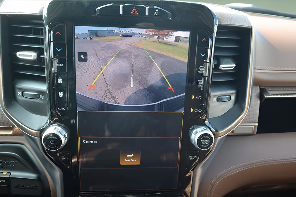 Used 2024 RAM 3500 Limited AWD/4WD image 22