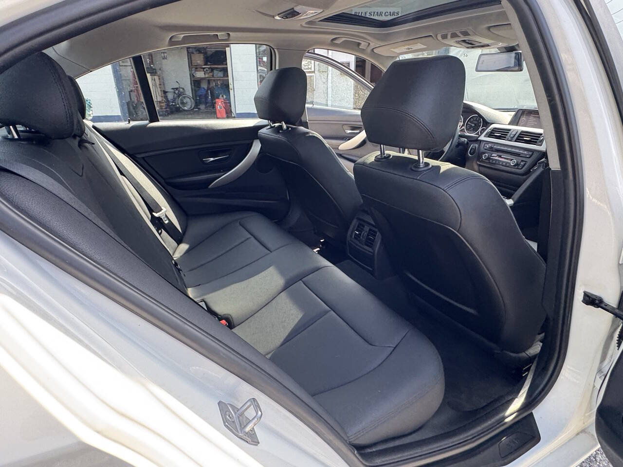 Used 2014 BMW 320i xDrive Sedan AWD/4WD image 29