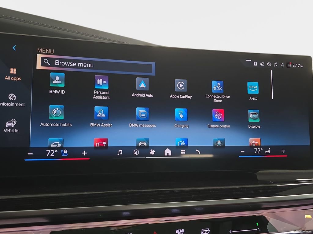 New 2026 BMW 750e xDrive w/ Premium Package image 16