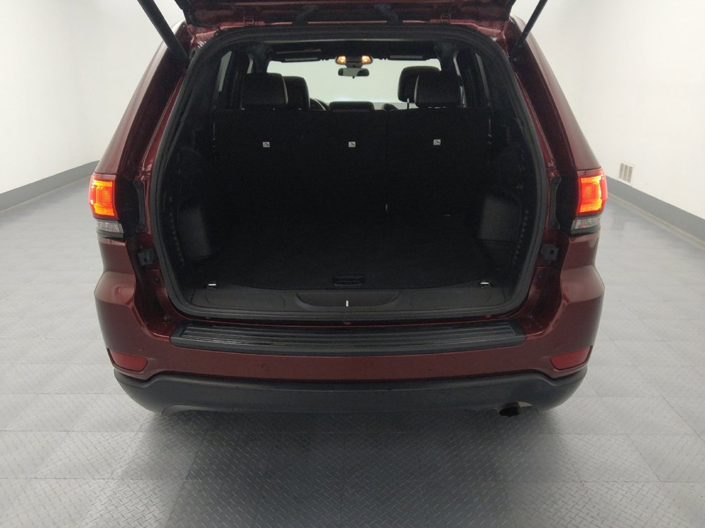 Used 2021 Jeep Grand Cherokee Laredo X image 29