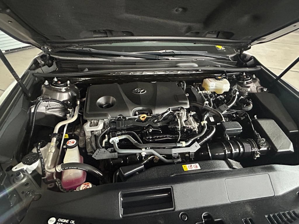 Used 2020 Toyota Camry LE FWD image 34