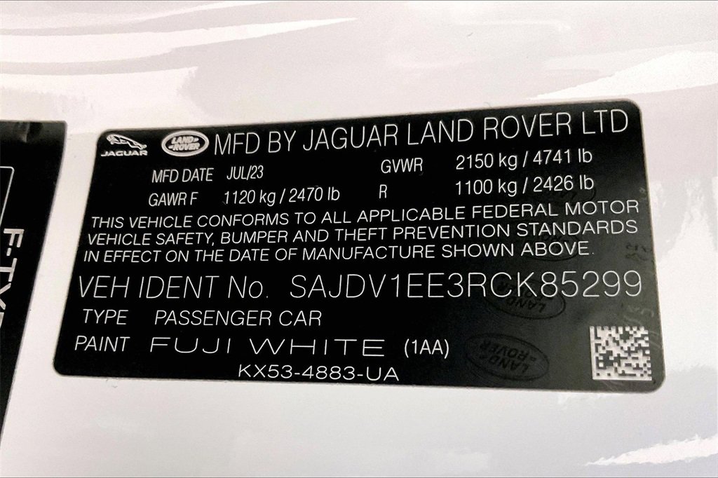 Used 2024 Jaguar F-TYPE Coupe AWD image 31