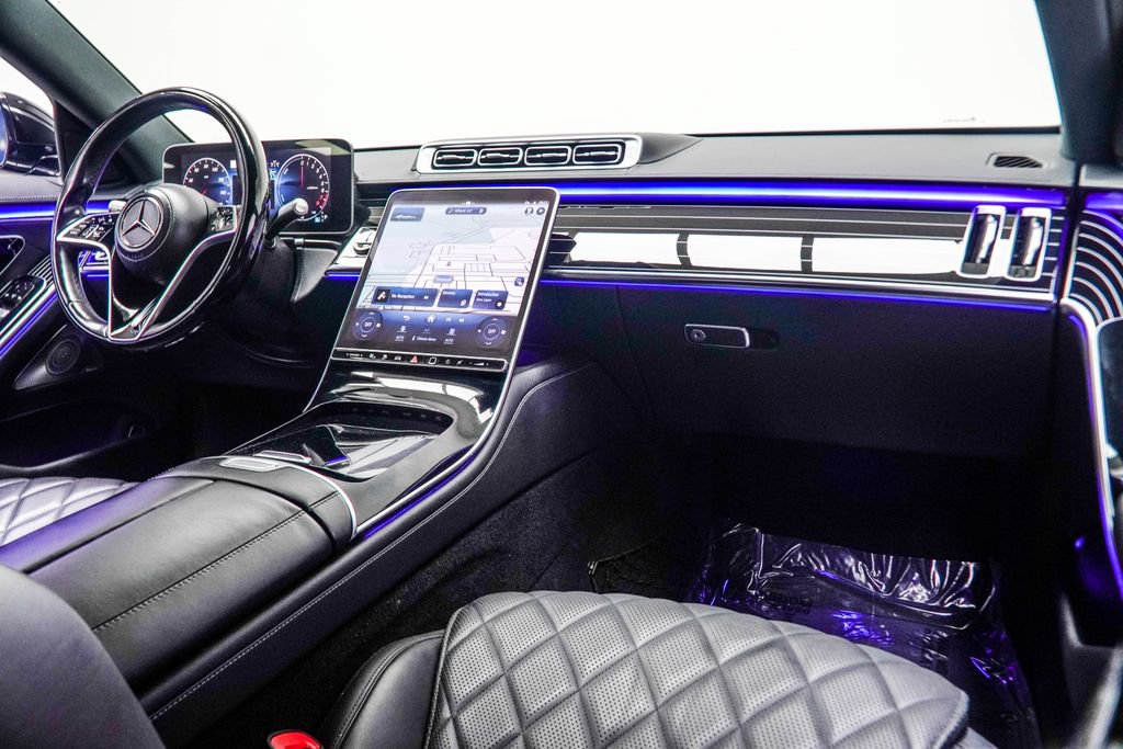 Used 2023 Mercedes-Benz S 580e 4MATIC Sedan w/ Warmth & Comfort Package image 22