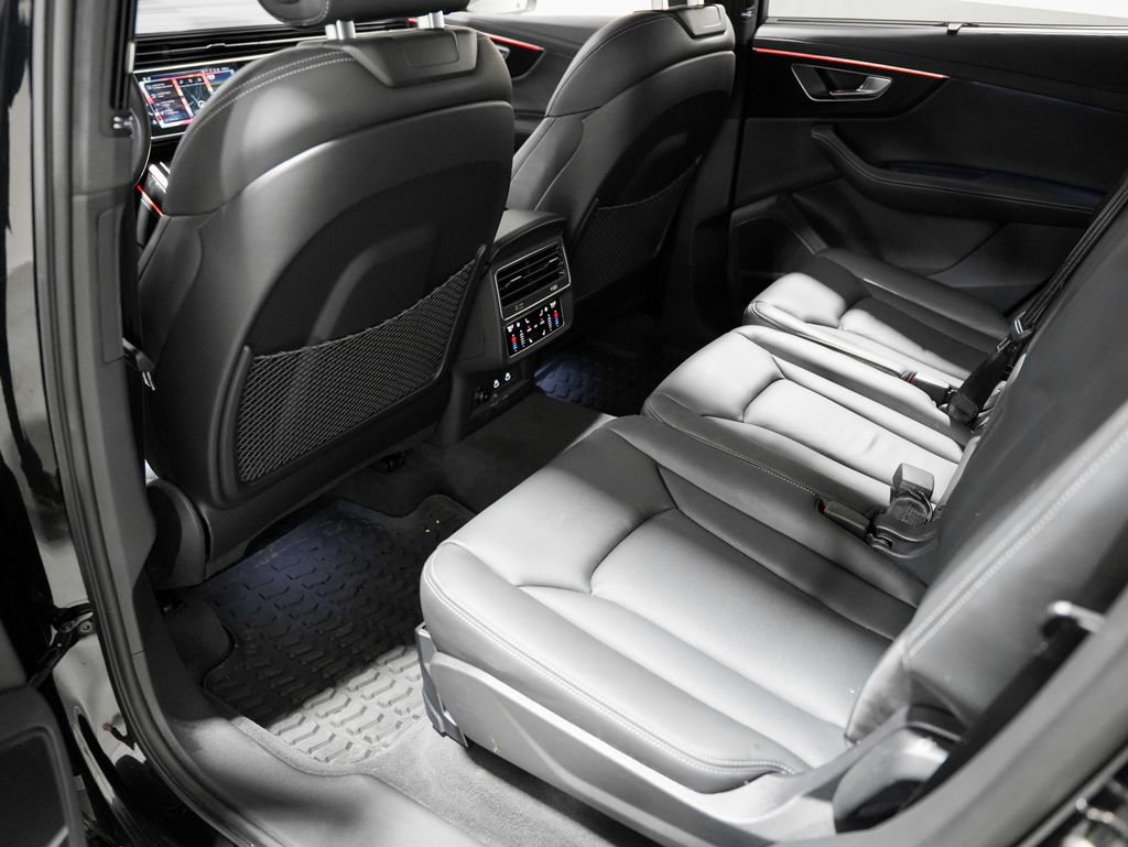 Used 2025 Audi Q7 3.0T Prestige image 26