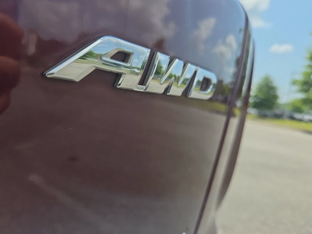Used 2018 Honda CR-V Touring image 33