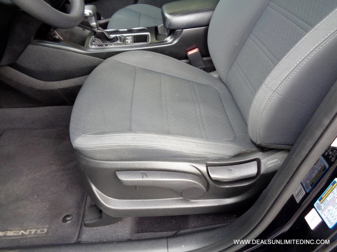 Used 2019 Kia Sorento AWD image 8