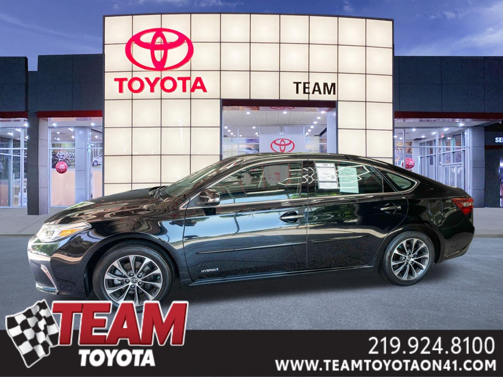 Used 2016 Toyota Avalon XLE Premium w/ Protection Package FWD image 1