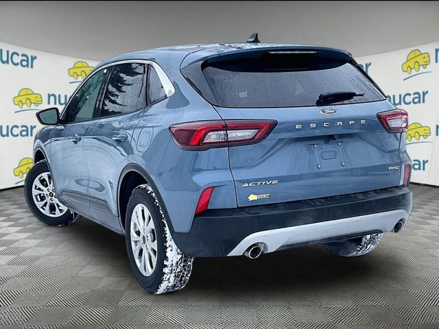 Used 2024 Ford Escape Active image 2